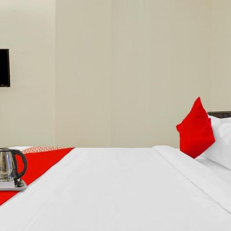 Oyo Happy Stay Hotels Гайдарабад Екстер'єр фото